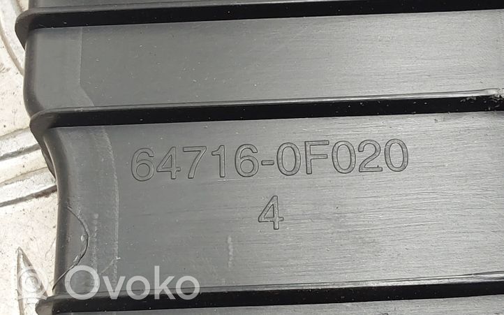 Toyota Verso Rivestimento di protezione sottoporta del bagagliaio/baule 647160F020