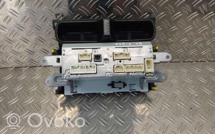 Toyota Verso-S Radio / CD/DVD atskaņotājs / navigācija 8614052011