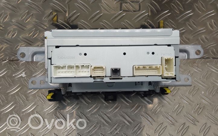 Toyota Yaris Radio/CD/DVD/GPS-pääyksikkö 861200D640