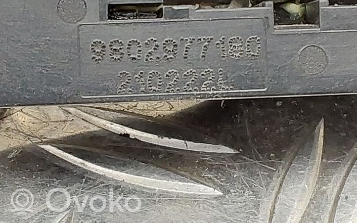 Citroen C4 III e-C4 Klamka zewnętrzna drzwi przednich 9802977180