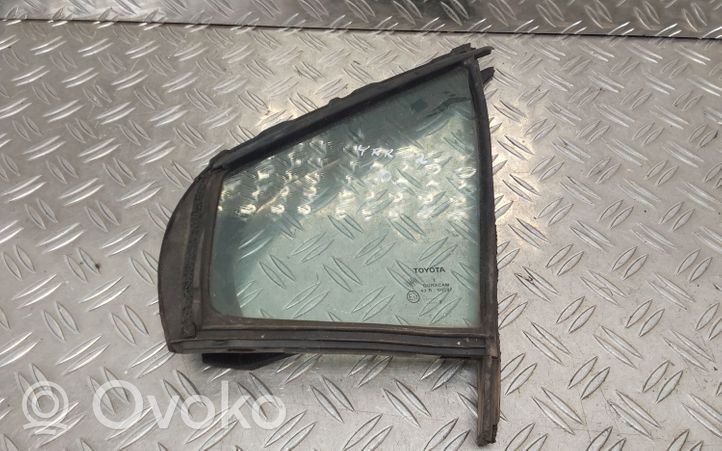 Toyota Yaris Fenêtre latérale avant / vitre triangulaire (4 portes) 43R00097