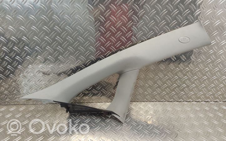 Toyota Verso (A) Revêtement de pilier 622100F010