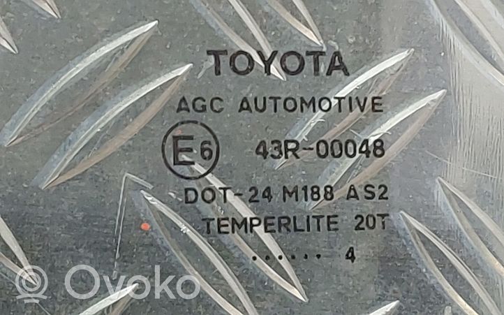 Toyota Auris E180 Vitre de fenêtre porte arrière 43R00048