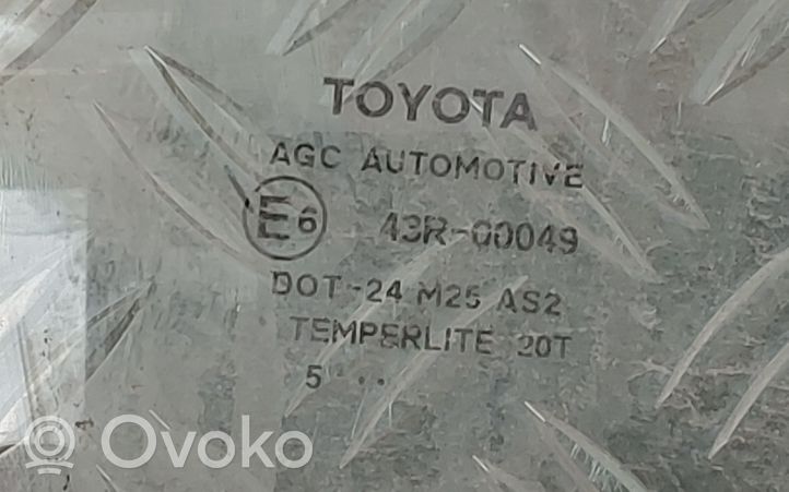 Toyota Auris E180 Etuoven ikkunalasi, neliovinen malli 43R00049