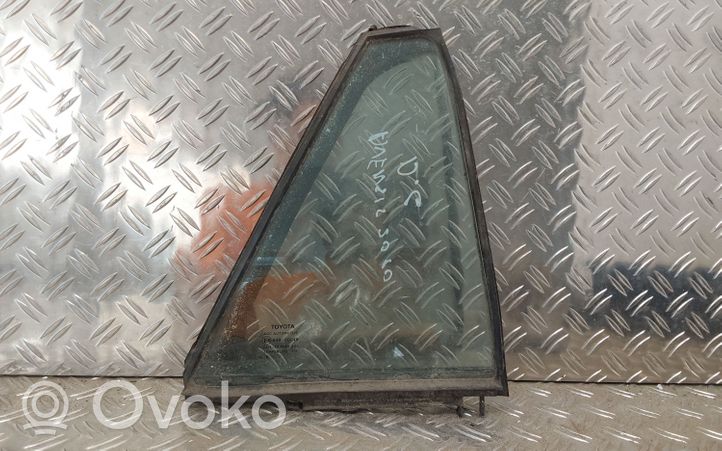Toyota Avensis T270 Rear vent window glass 43R00048