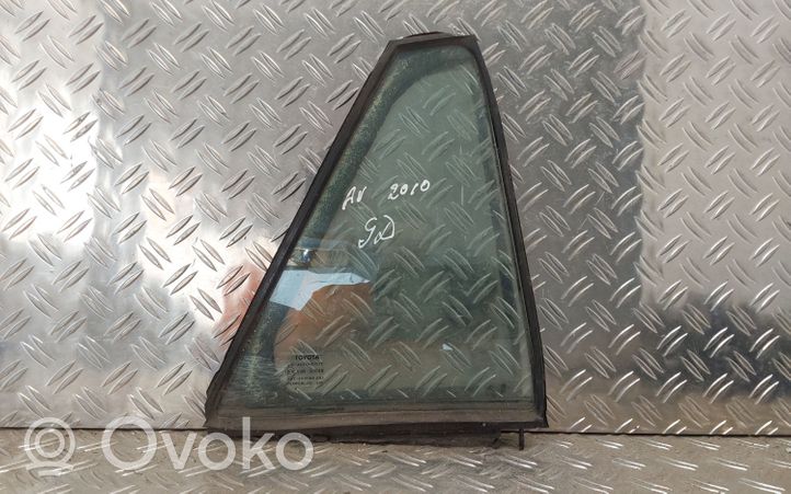 Toyota Avensis T270 Rear vent window glass 43R00048