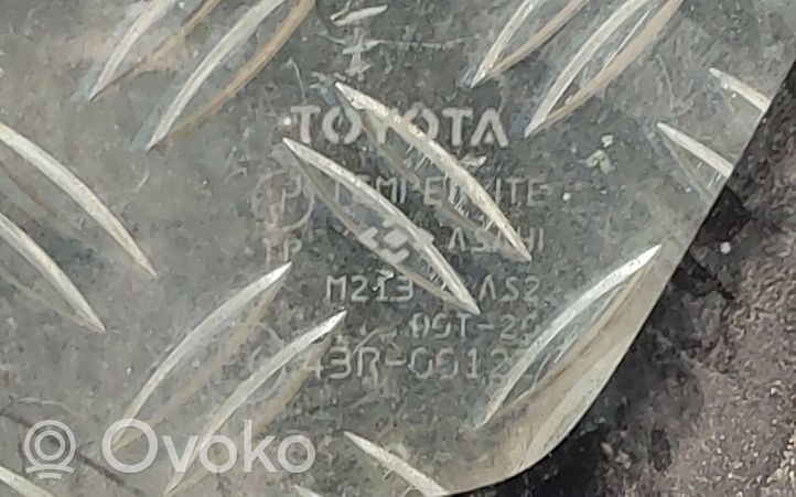 Toyota Corolla Verso E121 Szyba karoseryjna tylna 43R00122