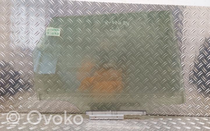 Toyota Verso-S Vetro del finestrino della portiera posteriore 43R00122