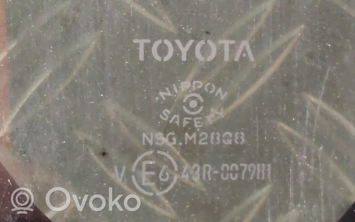 Toyota Verso-S Finestrino/vetro retro 43R007981