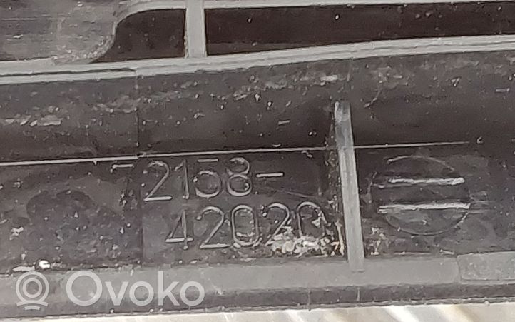 Toyota RAV 4 (XA40) Cache rail de siège conducteur avant 7215842020