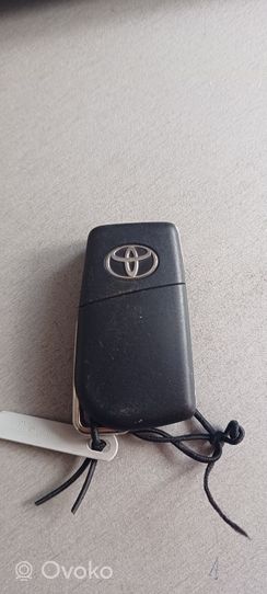 Toyota Auris E180 Clé / carte de démarrage 