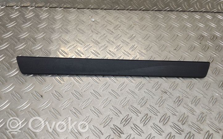 Toyota Prius+ (ZVW40) Priekinio slenksčio apdaila (vidinė) 6791147050