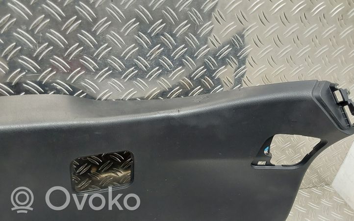 Toyota C-HR Rivestimento portellone 64781F4010