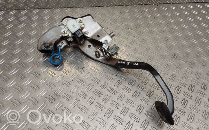 Toyota C-HR Pédale d'embrayage 8928010010