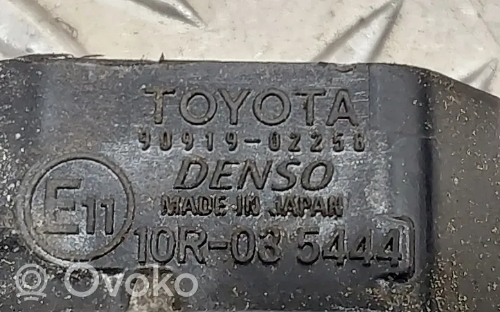 Toyota Avensis T270 Cewka zapłonowa wysokiego napięcia 9091902258