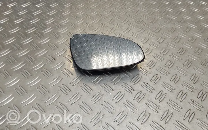 Toyota Yaris Veidrodėlio stiklas 