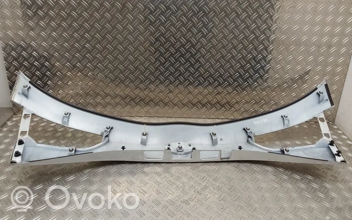 Toyota Yaris Éclairage de plaque d'immatriculation 768110DA30