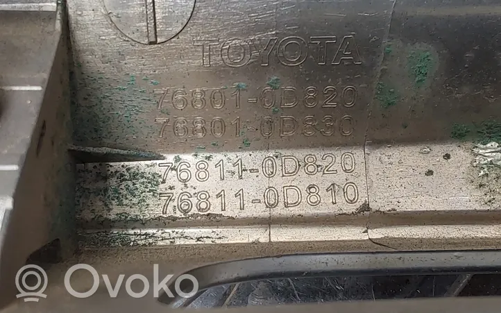 Toyota Yaris Bagāžnieka numura zīmes apgaismojuma līste 768010D820