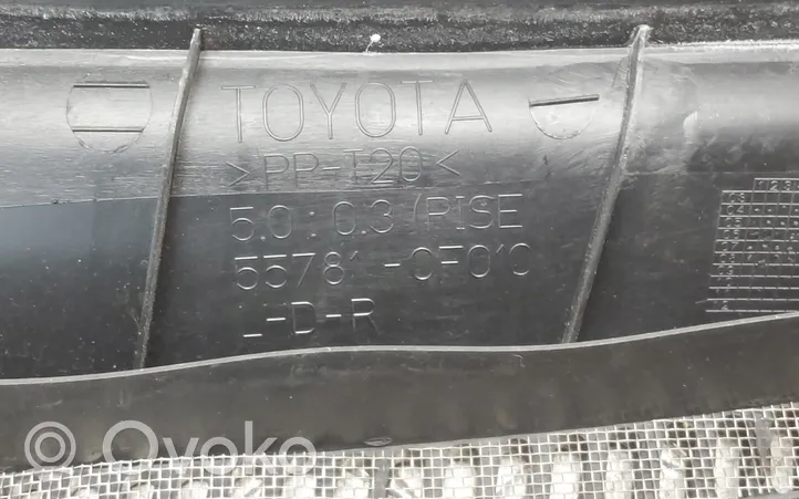 Toyota Corolla Verso AR10 Rivestimento del tergicristallo 557810F010