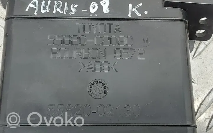 Toyota Auris 150 Uchwyt na kubek deski rozdzielczej 5562002090