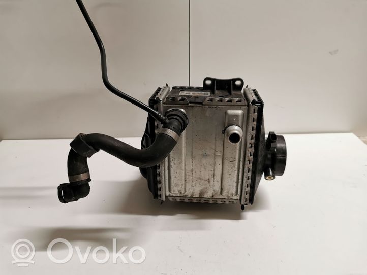 Mercedes-Benz C W205 Chłodnica powietrza doładowującego / Intercooler A6510901800