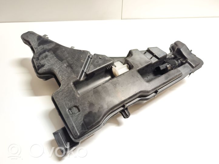 Audi A4 S4 B9 Serbatoio/vaschetta liquido lavavetri parabrezza 8W0955451L