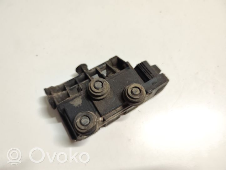 Land Rover Discovery 4 - LR4 Blocco valvola della sospensione pneumatica RVH000055