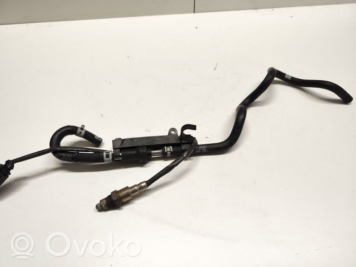 Audi A4 S4 B9 Tuyau d'alimentation conduite de carburant 8W0201215AQ