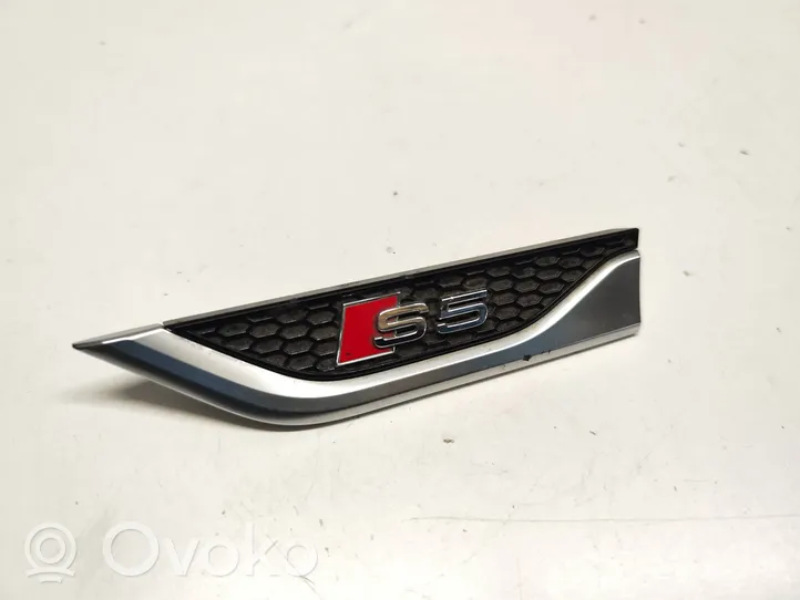 Audi A5 Logos, emblème, badge d’aile 8W6853601C