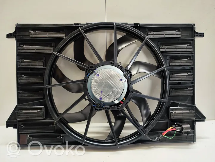 Audi A4 S4 B9 Ventilatore di raffreddamento elettrico del radiatore 8w0121003b