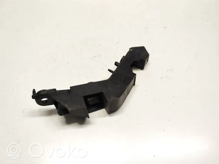 Audi Q3 F3 Etupuskurin kannake 83A807183