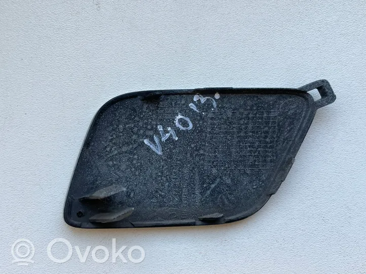 Volvo V40 Priekinis tempimo kilpos dangtelis 31283733