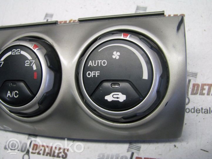 Honda CR-V Panel klimatyzacji D026Z