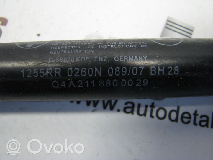 Mercedes-Benz E W211 Ammortizzatore portellone anteriore/cofano A2118800029