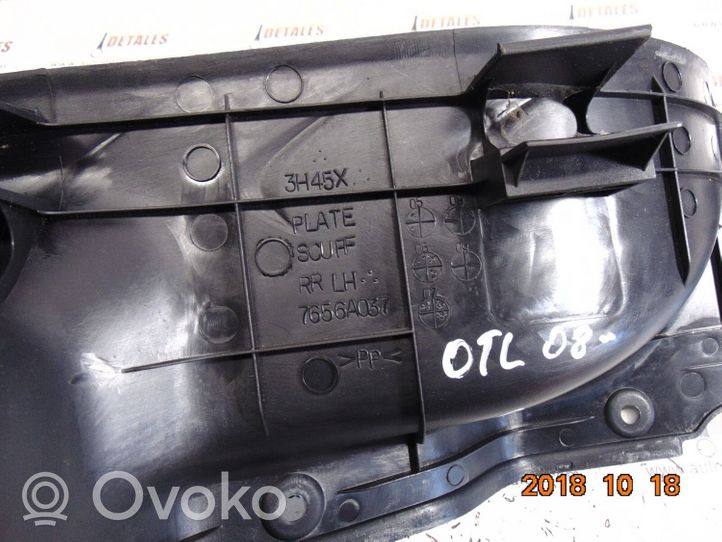 Mitsubishi Outlander Listwa progowa tylna 7656A037