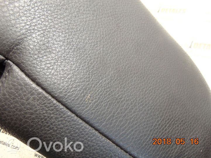 Volvo XC90 Zagłówek tylnego fotela trzeciego rzędu 