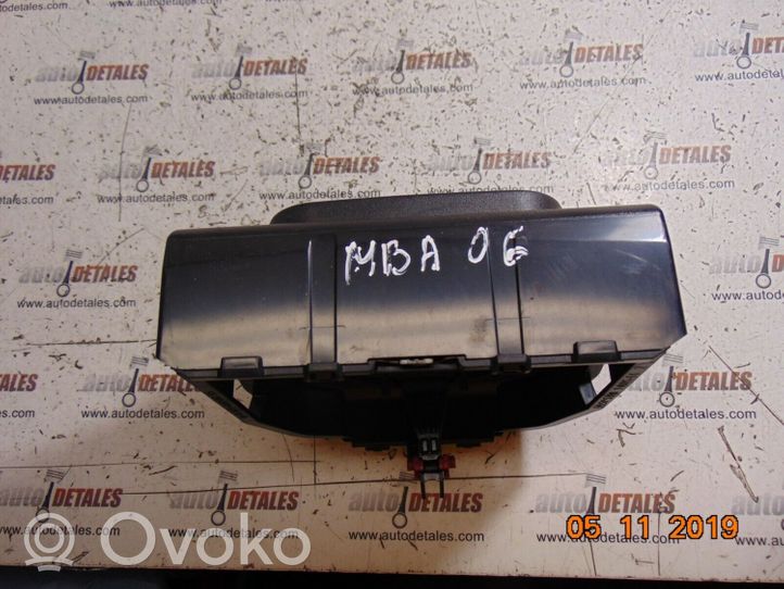 Mercedes-Benz A W169 Отделка рулевой оси A1694600095