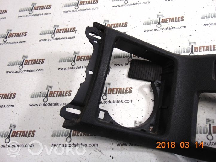 Mercedes-Benz A W169 Rivestimento freno a mano A1696800607