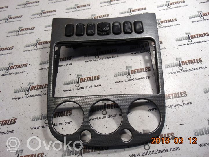 Mercedes-Benz A W168 Console centrale, commande chauffage/clim A1688203710