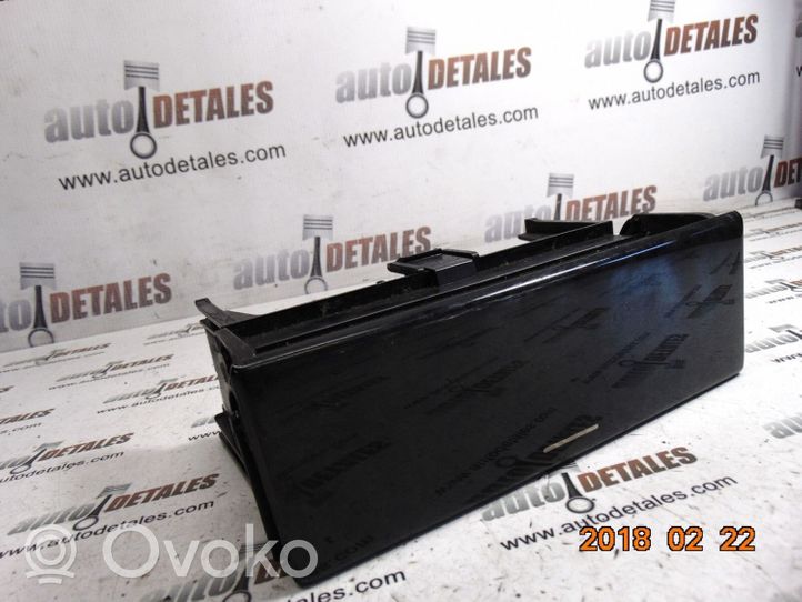 Mercedes-Benz E W210 Box/scomparti cruscotto A2106830091