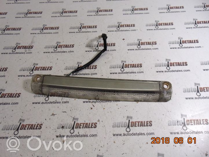 Toyota Prius (XW20) Luce d’arresto centrale/supplementare 