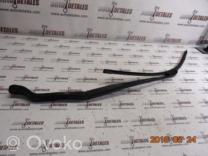 Honda CR-V Windshield/front glass wiper blade 