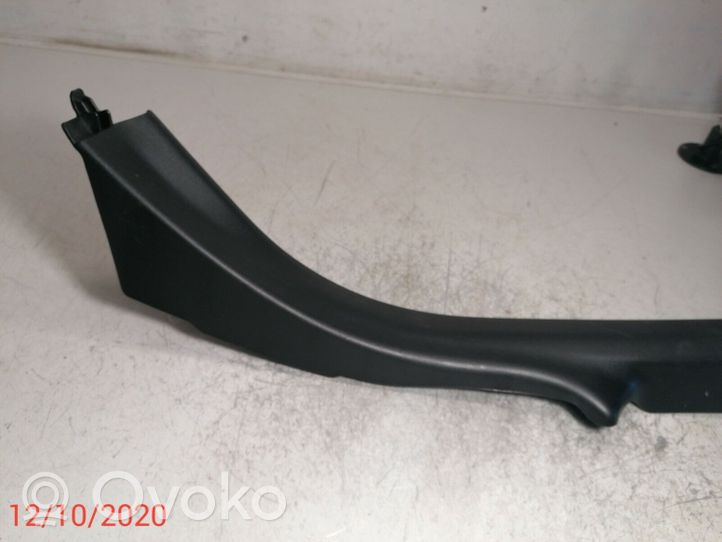 Toyota Prius (XW30) Garniture de marche-pieds arrière 6791847041