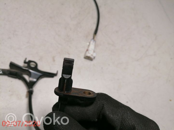 Toyota Yaris Czujnik prędkości obrotowej koła ABS 895420D050