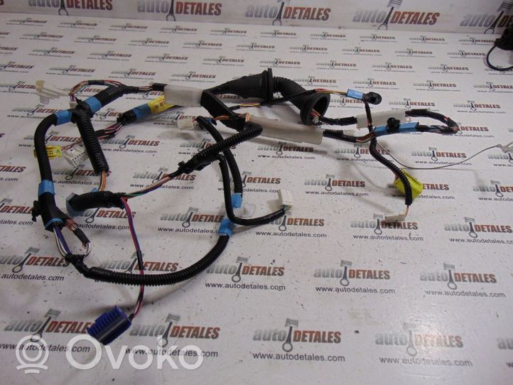 Toyota Sienna XL30 III Front door wiring loom 8215108100