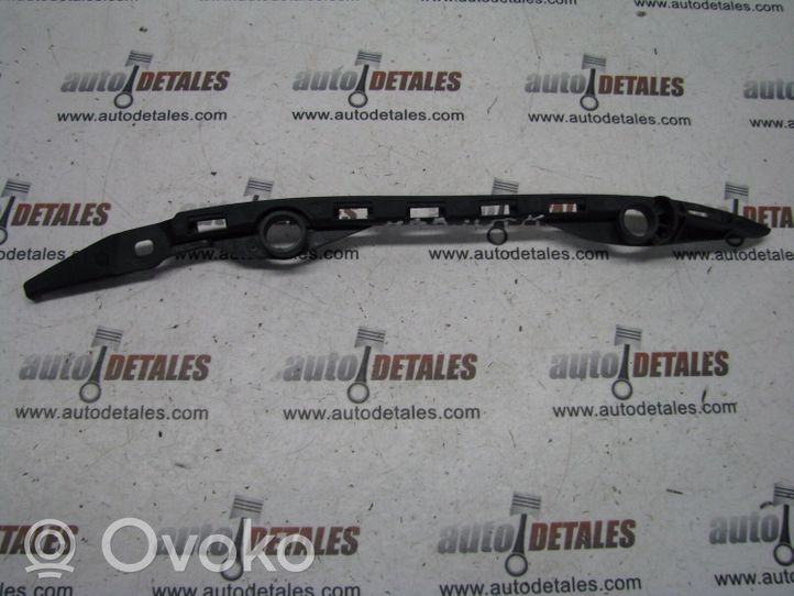 Mercedes-Benz A W169 Support de pare-chocs arrière A1698851121