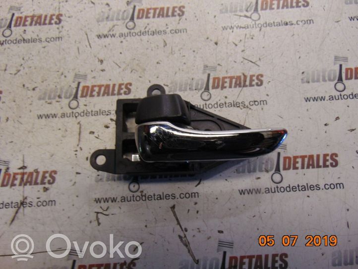 Toyota Avensis Verso Front door interior handle 