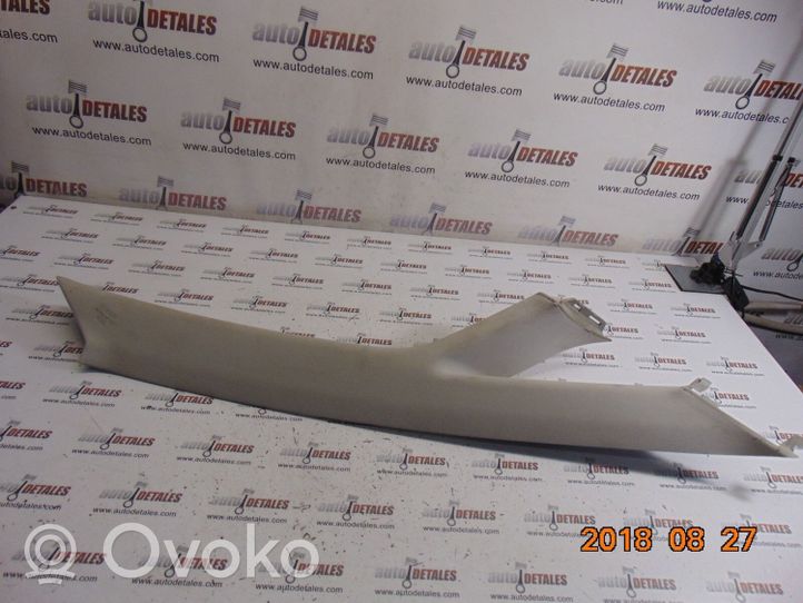 Toyota Avensis Verso Osłona słupka szyby przedniej / A 6221044040