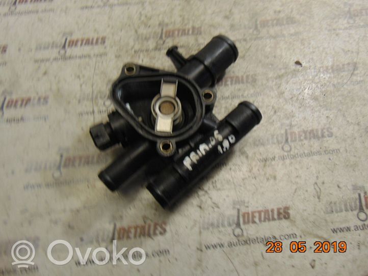 Nissan Primera Termostaatin kotelo 8200112054