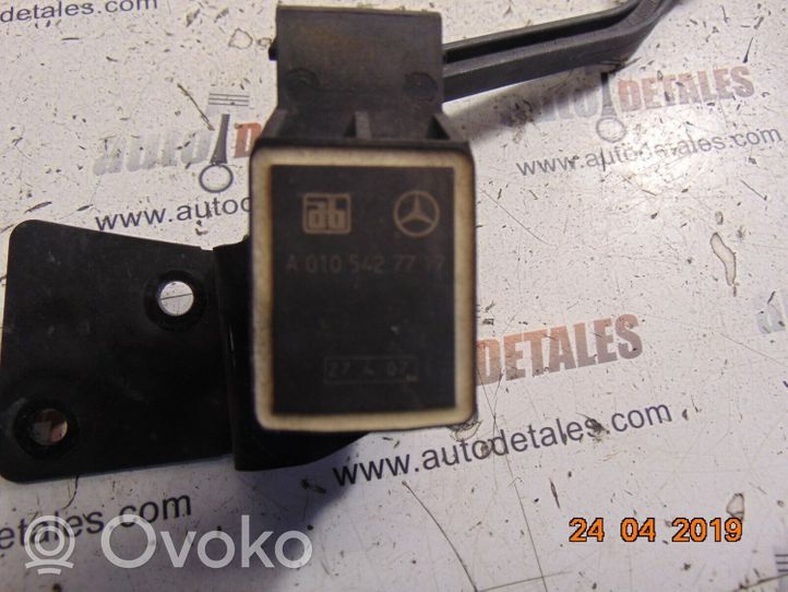 Mercedes-Benz GL X164 Augstuma sensors (priekšējo lukturu) A0105427717